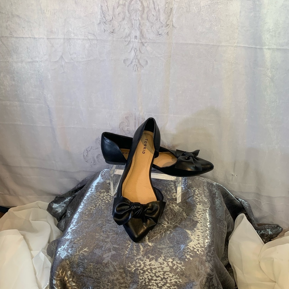 Torrid Black Leather Flats